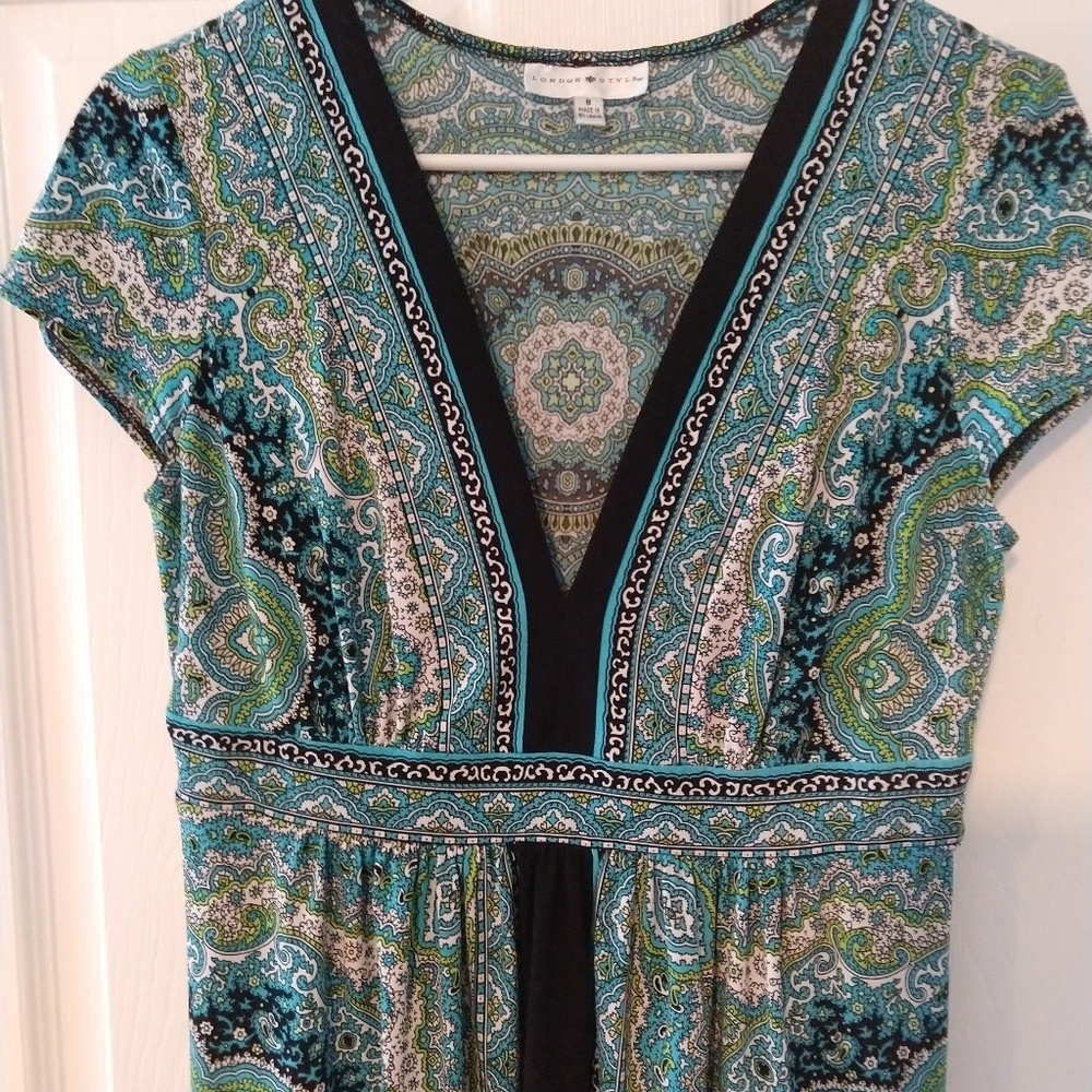 Dress - Picture 3 of 3